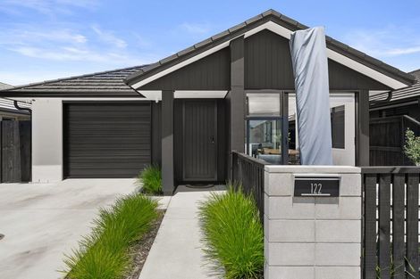 Photo of property in 122 Union Drive, Papamoa, 3118