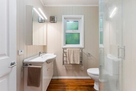 Photo of property in 88 Broderick Road, Johnsonville, Wellington, 6037