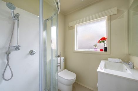 Photo of property in 2/23 Alexander Avenue, Papatoetoe, Auckland, 2025