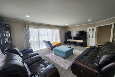 Photo of property in 3 Beros Place, Flat Bush, Auckland, 2016