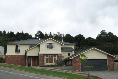 Photo of property in 8 Sylvan Way, Silverstream, Upper Hutt, 5019