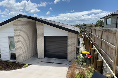 Photo of property in 21 Te Kaka Place, Omokoroa, 3114