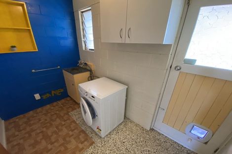 Photo of property in 4 Papawai Place, Milson, Palmerston North, 4414