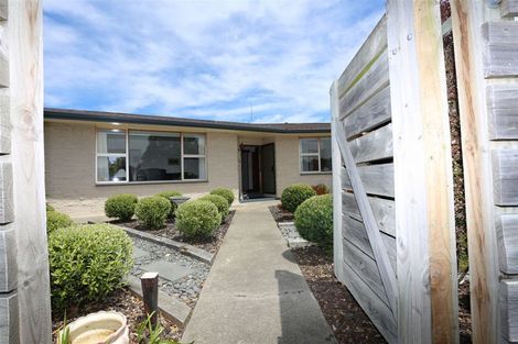 Photo of property in 2 Mason Street, Riverdale, Gisborne, 4010