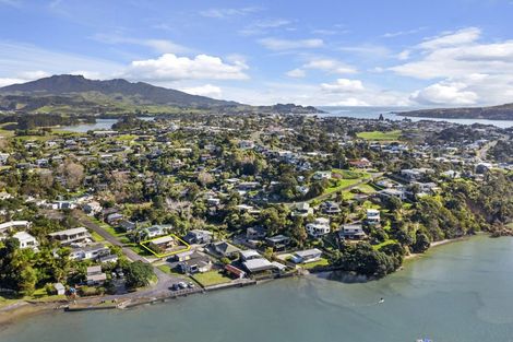 Photo of property in 50 Lorenzen Bay Road, Raglan, 3225