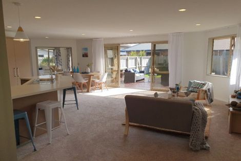 Photo of property in 28 Karoro Place, Karoro, Greymouth, 7805