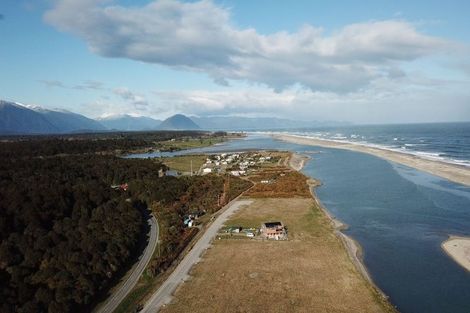 Photo of property in 17 Fox Moth Drive, Haast, 7886