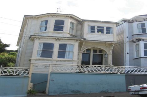 Photo of property in 64 Wright Street, Mount Cook, Wellington, 6021