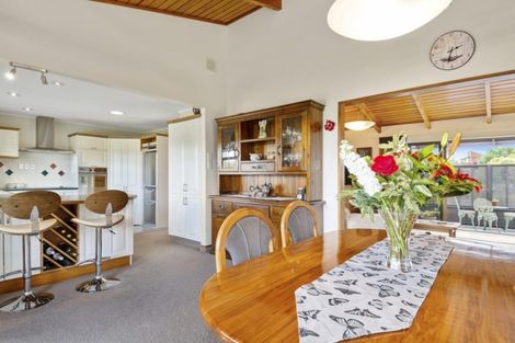 Photo of property in 54 Links View Drive, Omokoroa, 3114