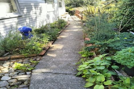 Photo of property in 30 Mark Avenue, Paparangi, Wellington, 6037