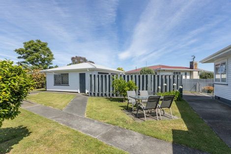 Photo of property in 34 Trinity Crescent, Pirimai, Napier, 4112