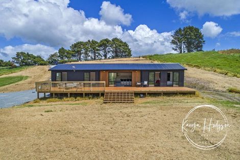 Photo of property in 37 Judd Road, Maungaturoto, 0520