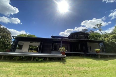 Photo of property in 68 Rame Road, Greenhithe, Auckland, 0632