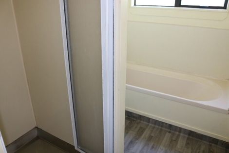 Photo of property in 46 Fitchett Street, Palmerston North, 4410