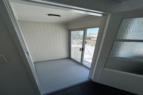 Photo of property in 17 Tui Glen Road, Birkenhead, Auckland, 0626