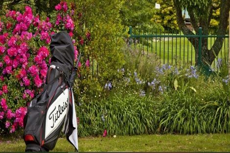 Photo of property in 35 Oak Manor Drive, Albany, Auckland, 0632