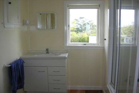 Photo of property in 175 Vaughans Road, Okura, Albany, 0792