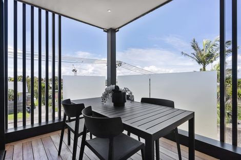 Photo of property in 2/29 Bracken Avenue, Takapuna, Auckland, 0622