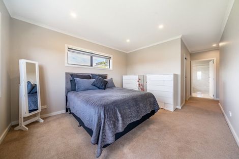 Photo of property in 51 Endeavour Drive, Whitby, Porirua, 5024