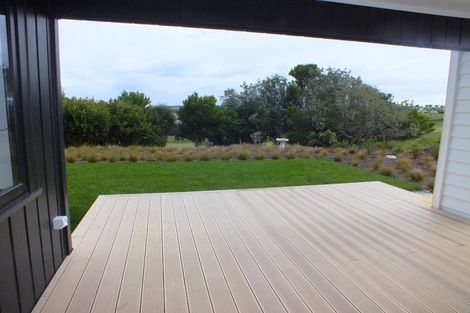 Photo of property in 317 Pinecrest Drive, Gulf Harbour, Whangaparaoa, 0930