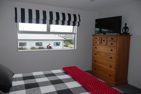 Photo of property in 46 Caulfield Avenue, Halswell, Christchurch, 8025