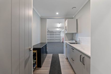 Photo of property in 8 Komahimahi Way, Motuoapa, 3382