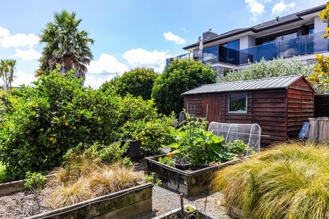Photo of property in 69 Arrowsmith Avenue, Waipahihi, Taupo, 3330