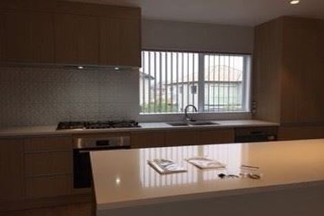 Photo of property in 101 Bordeaux Parade, Te Atatu South, Auckland, 0610