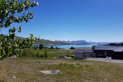 Photo of property in 16 Rankin Rise, Lake Tekapo, 7999