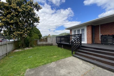 Photo of property in 54 Alma Crescent, Papakura, 2110