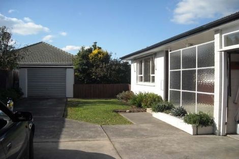 Photo of property in 1/34 Ambleside Drive, Burnside, Christchurch, 8053