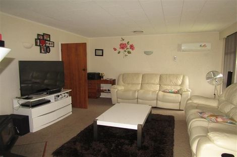 Photo of property in 26 Riversdale Road, Clouston Park, Upper Hutt, 5018