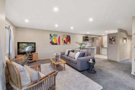 Photo of property in 2/143 Cockayne Road, Khandallah, Wellington, 6035