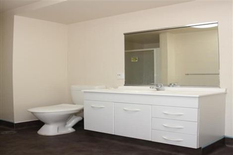 Photo of property in 5 Palm Grove, Berhampore, Wellington, 6023