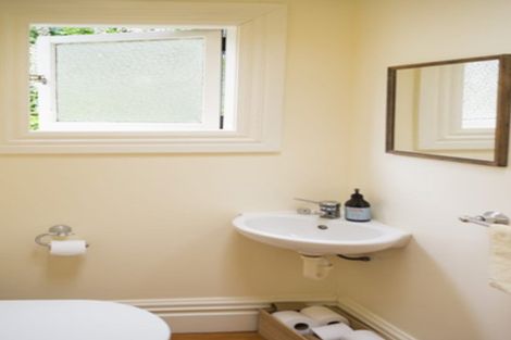 Photo of property in 176 Derwent Street, Island Bay, Wellington, 6023