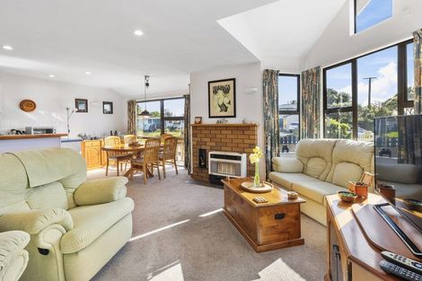 Photo of property in 1/4u Richard Street, Titahi Bay, Porirua, 5022