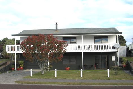 Photo of property in 27 Cory Wright Drive, Tairua, 3508