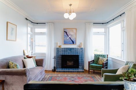 Photo of property in 70 Aberdeen Road, Saint Clair, Dunedin, 9012