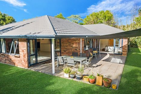 Photo of property in 15 Edkins Road, Kerikeri, 0230