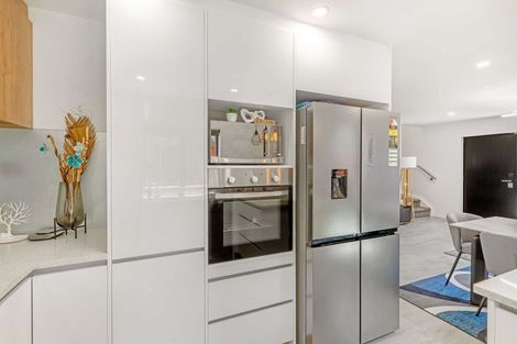 Photo of property in 20b Olive Crescent, Papatoetoe, Auckland, 2025