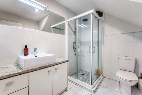 Photo of property in 87 Princes Street, Northcote Point, Auckland, 0627