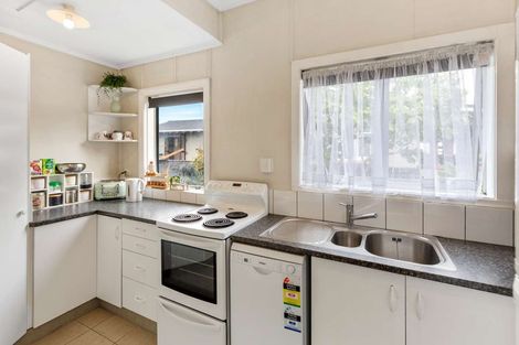 Photo of property in 14 Moore Avenue, Tawhero, Whanganui, 4501