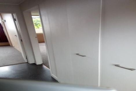 Photo of property in Beresford Apartments, 5/118 Russell Terrace, Berhampore, Wellington, 6023