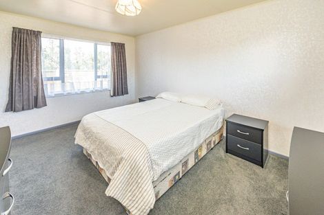 Photo of property in 21 Omori Place, Castlecliff, Whanganui, 4501