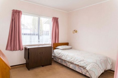 Photo of property in 44 Allardice Street, Dannevirke, 4930