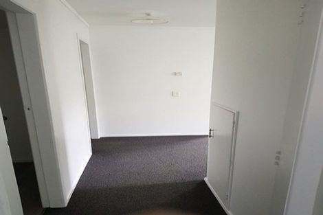 Photo of property in 28-28b Jane Grove, Paparangi, Wellington, 6037