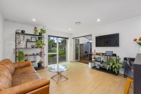 Photo of property in 1/32 Forrest Hill Road, Forrest Hill, Auckland, 0620
