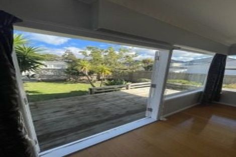 Photo of property in 14a Albert Road, Kelston, Auckland, 0602