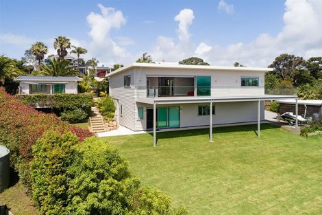 Photo of property in 1 Brind Road, Russell, 0202