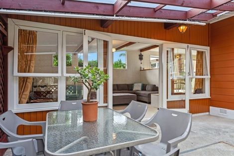 Photo of property in 9 Fairway Drive, Te Kamo, Whangarei, 0112